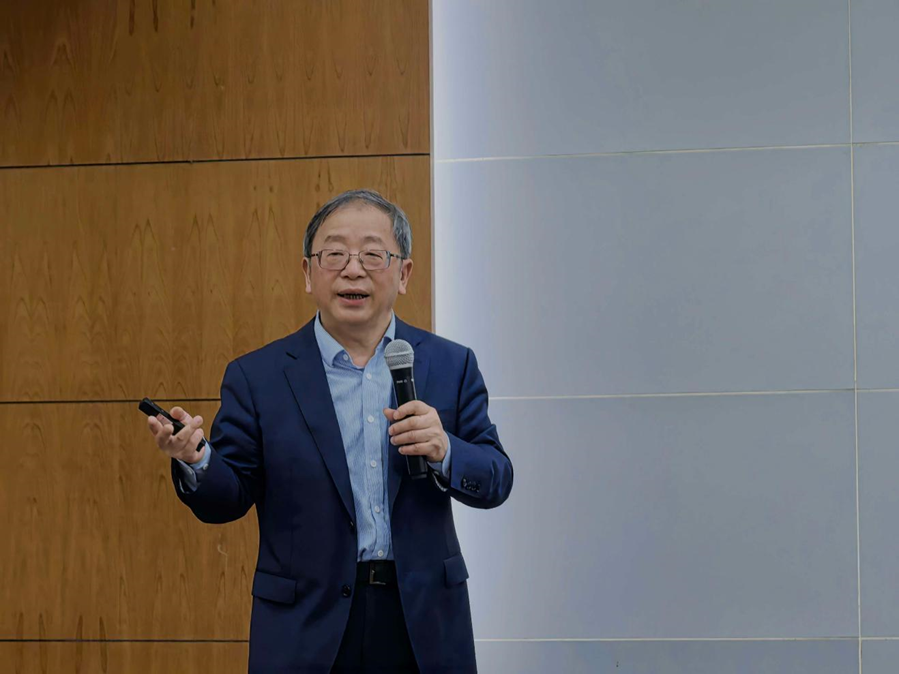 https://www.zufe.edu.cn/__local/7/03/96/D65345B4425C09049C034004689_C5EA9587_5C797.png